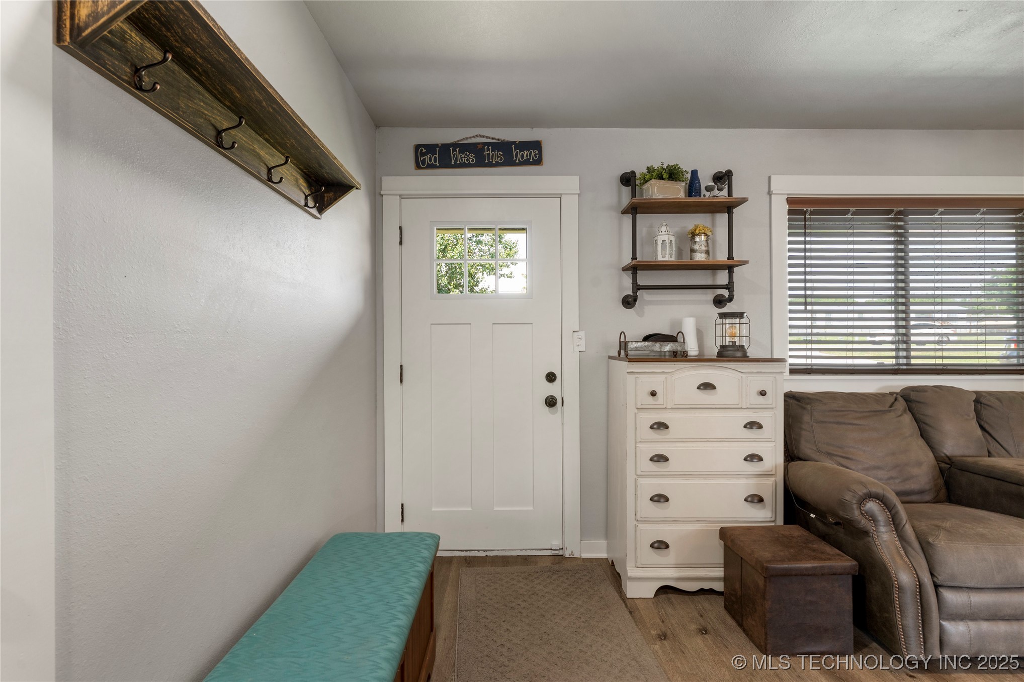 6011 S 115th West Avenue