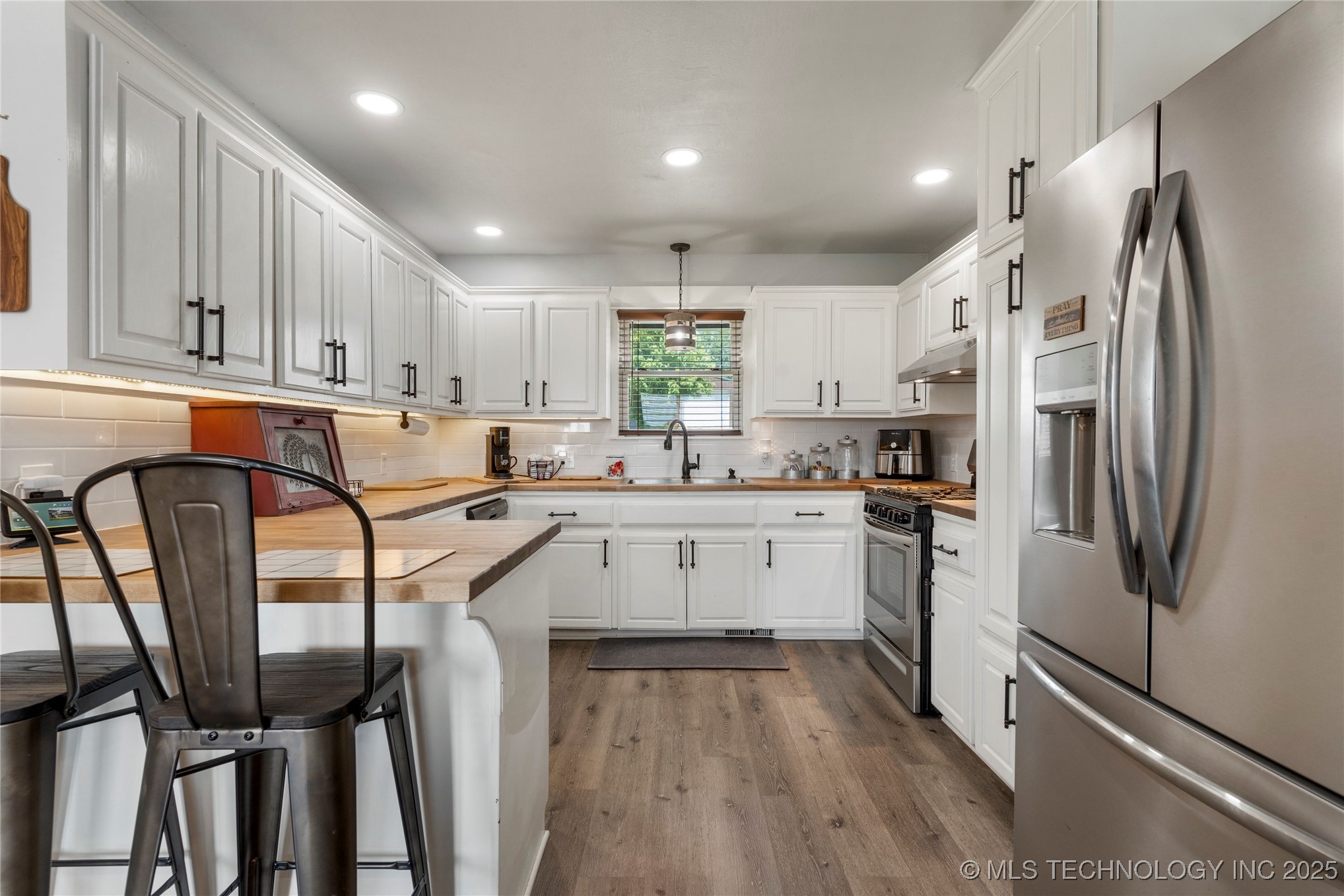 6011 S 115th West Avenue