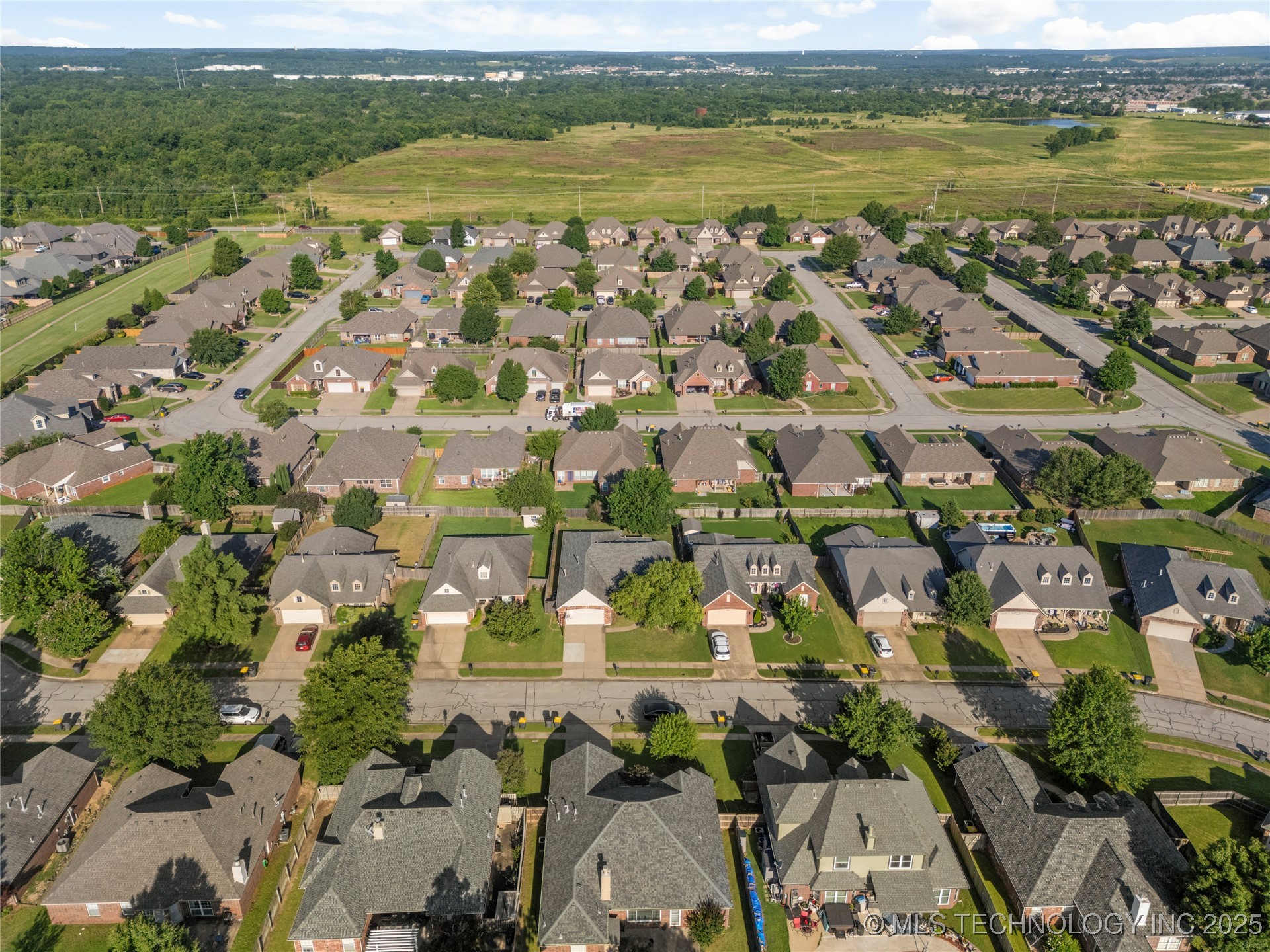 12522 S Cedar Avenue