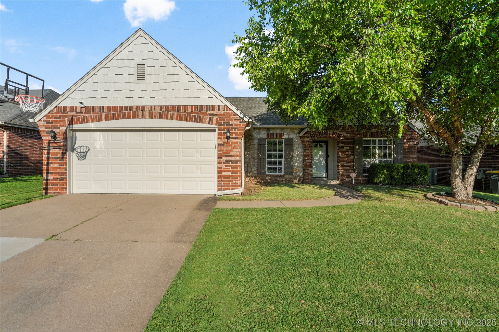 12522 S Cedar Avenue