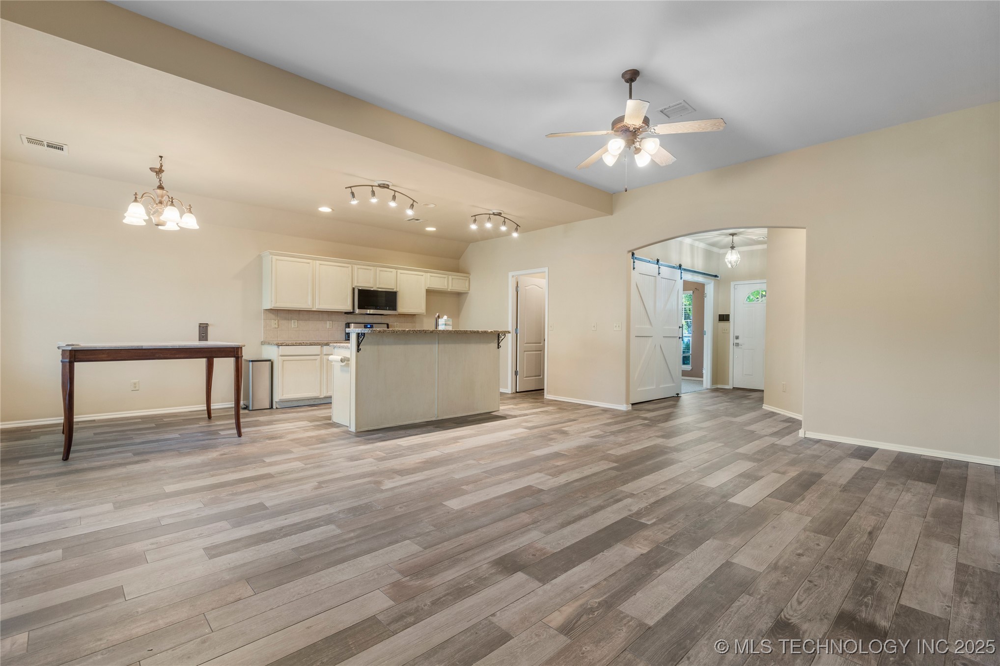 12522 S Cedar Avenue