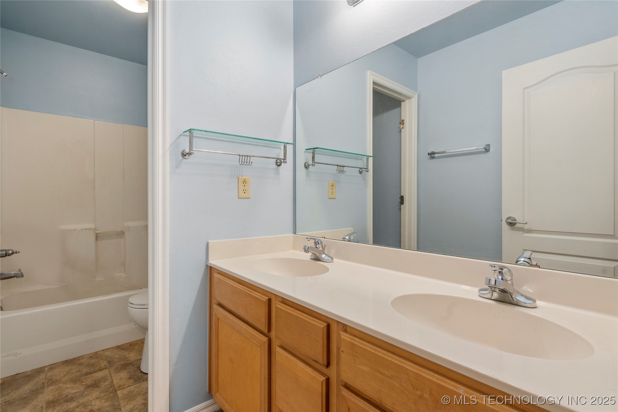 12522 S Cedar Avenue