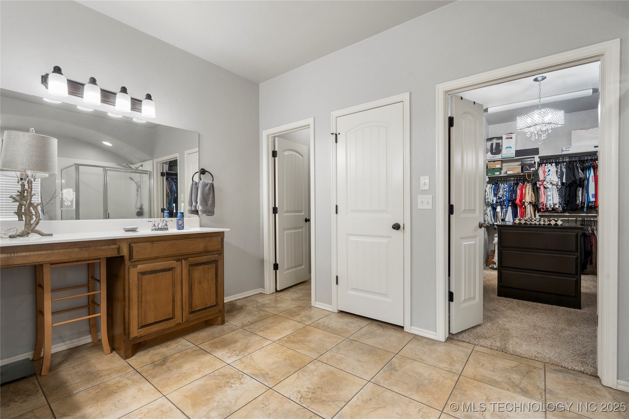 3140 E 143rd Street S