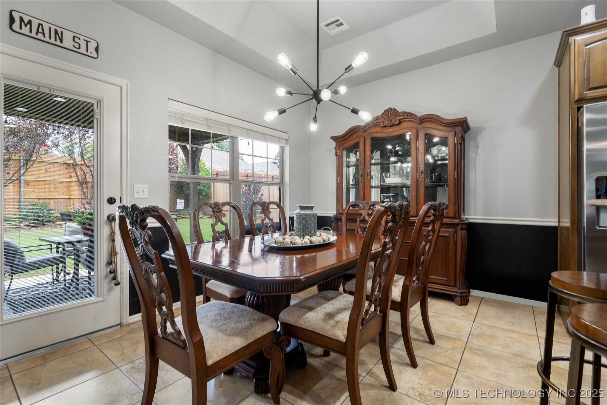 3140 E 143rd Street S