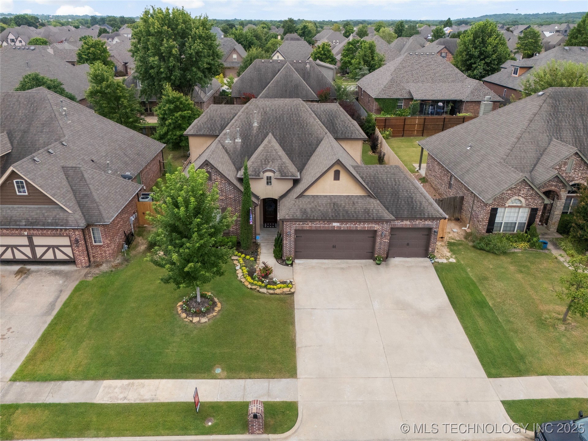 3140 E 143rd Street S