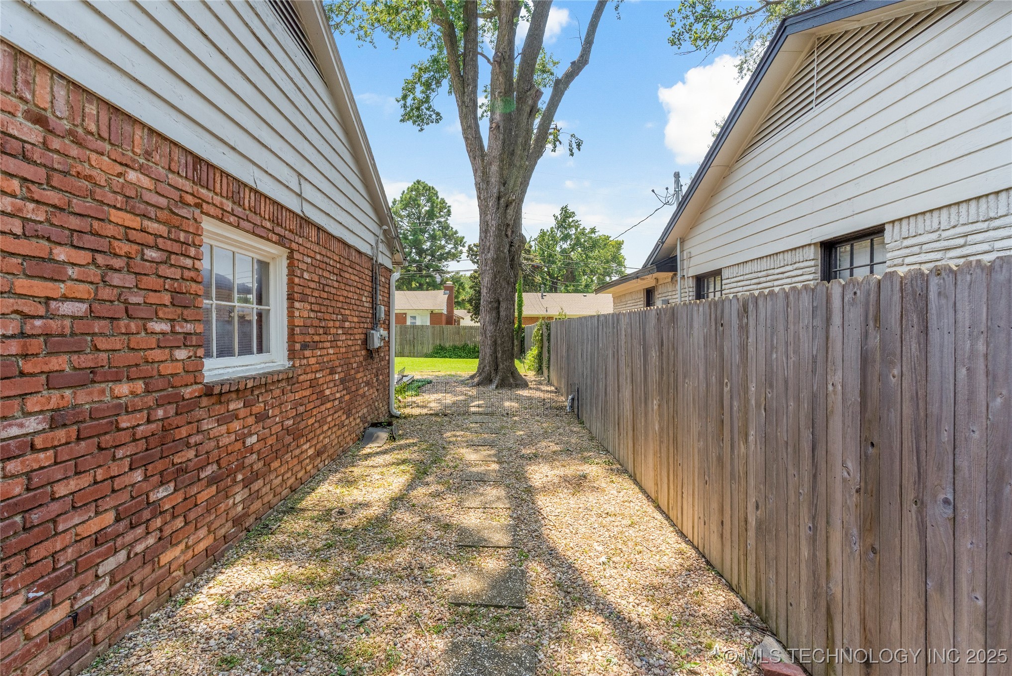 4350 E 56th Place