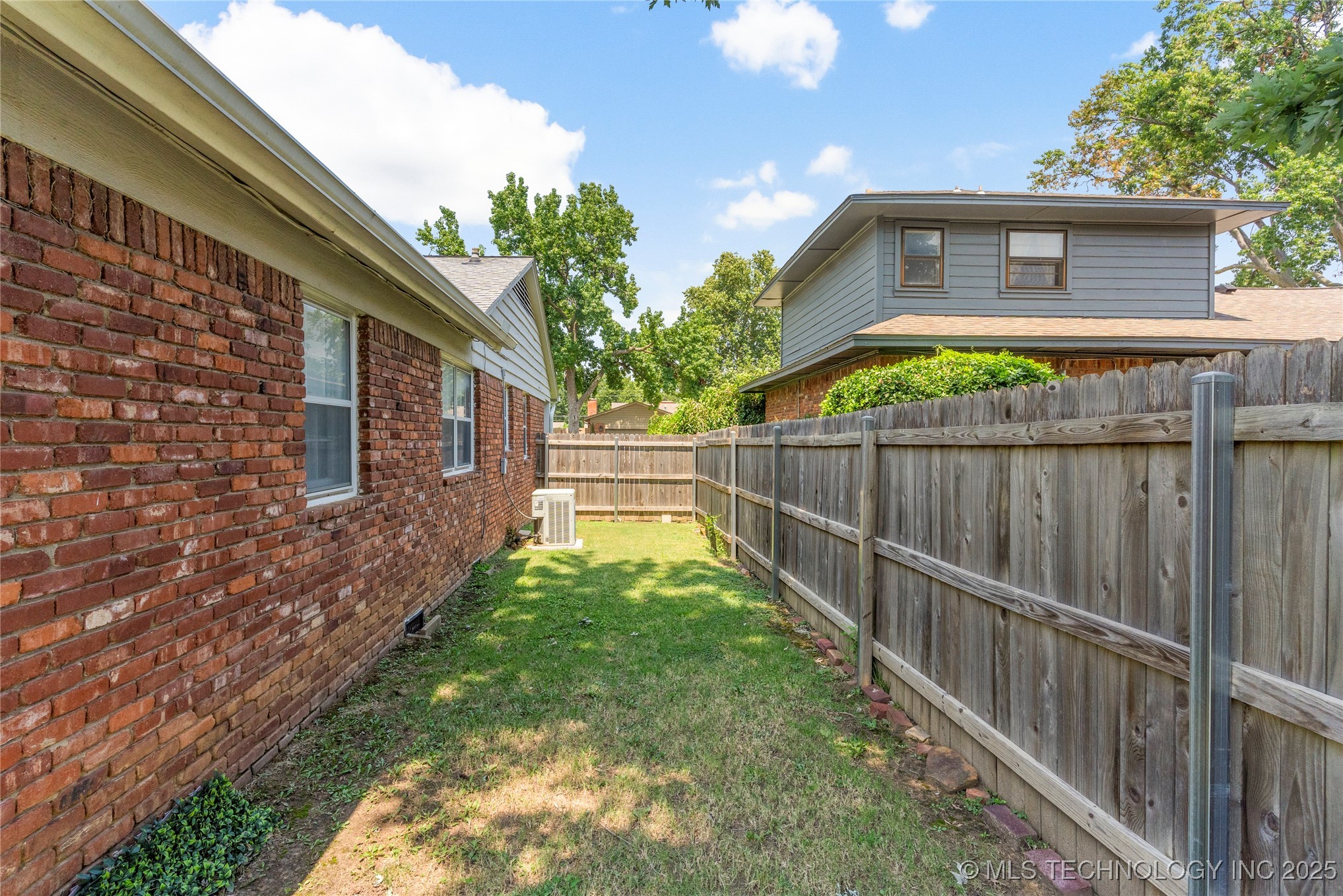 4350 E 56th Place