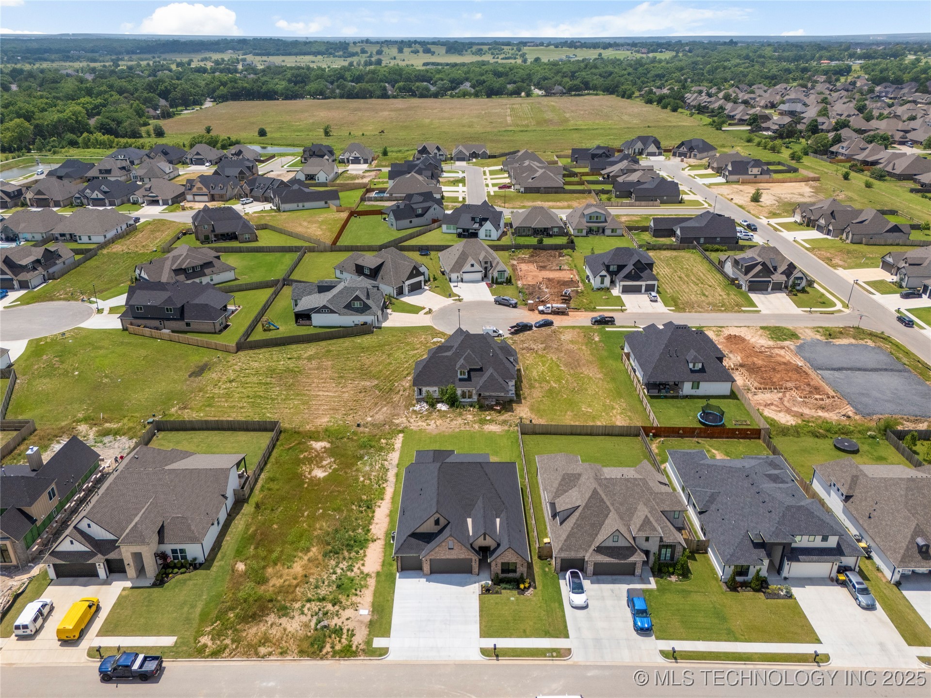 13630 S 21st Place E