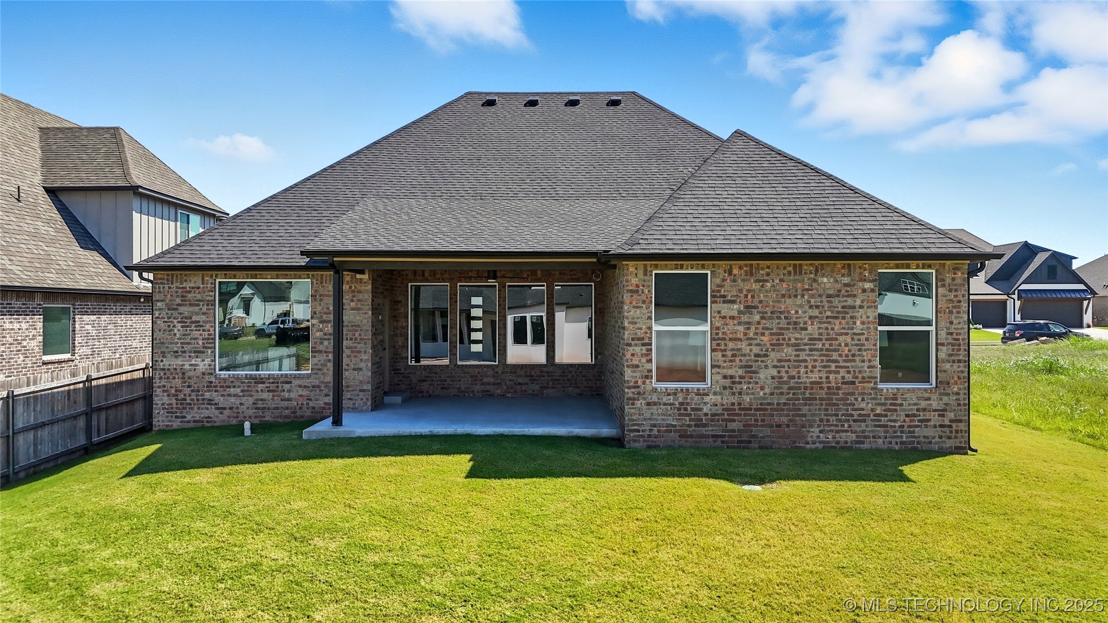 13630 S 21st Place E