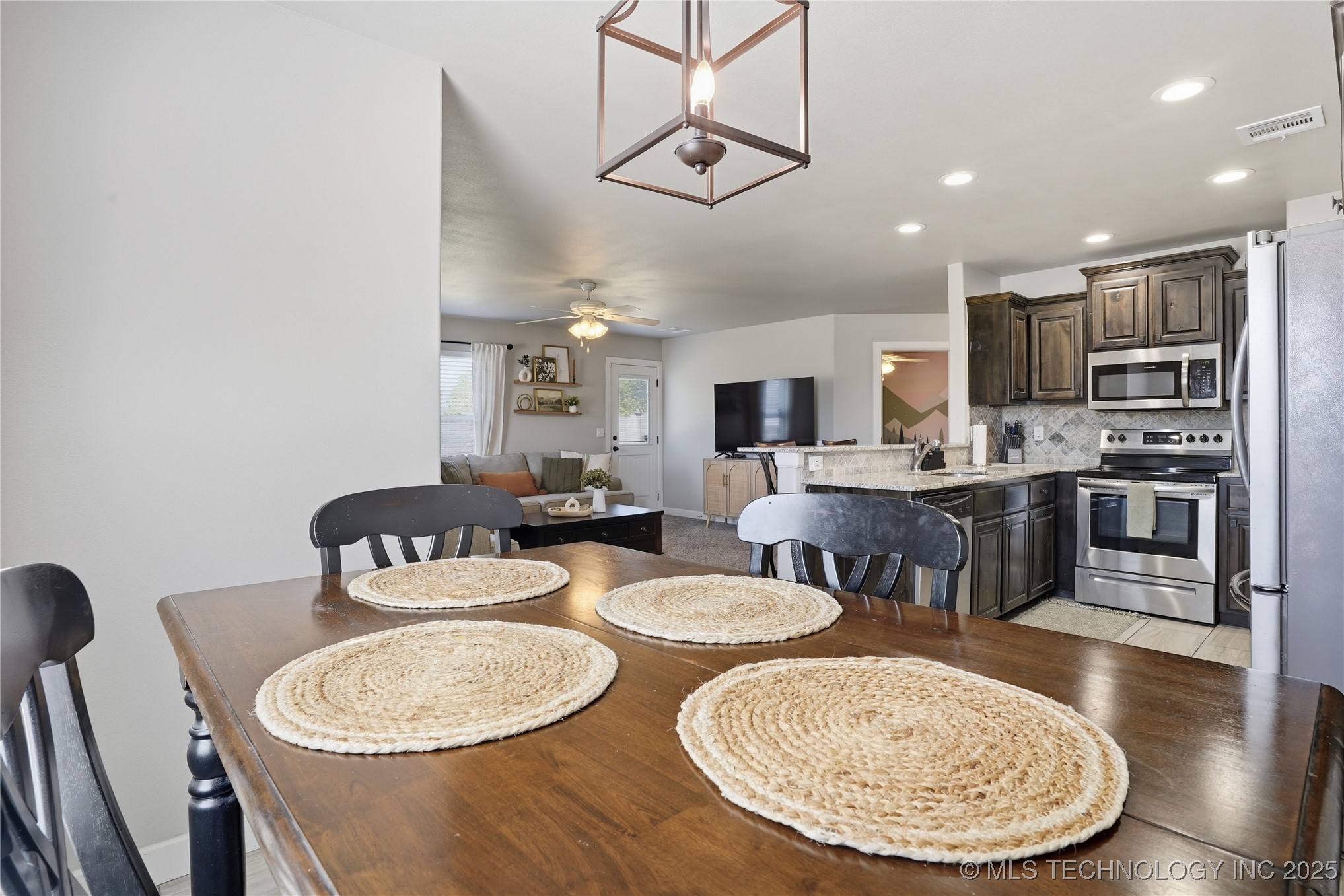 8 Ryan Place