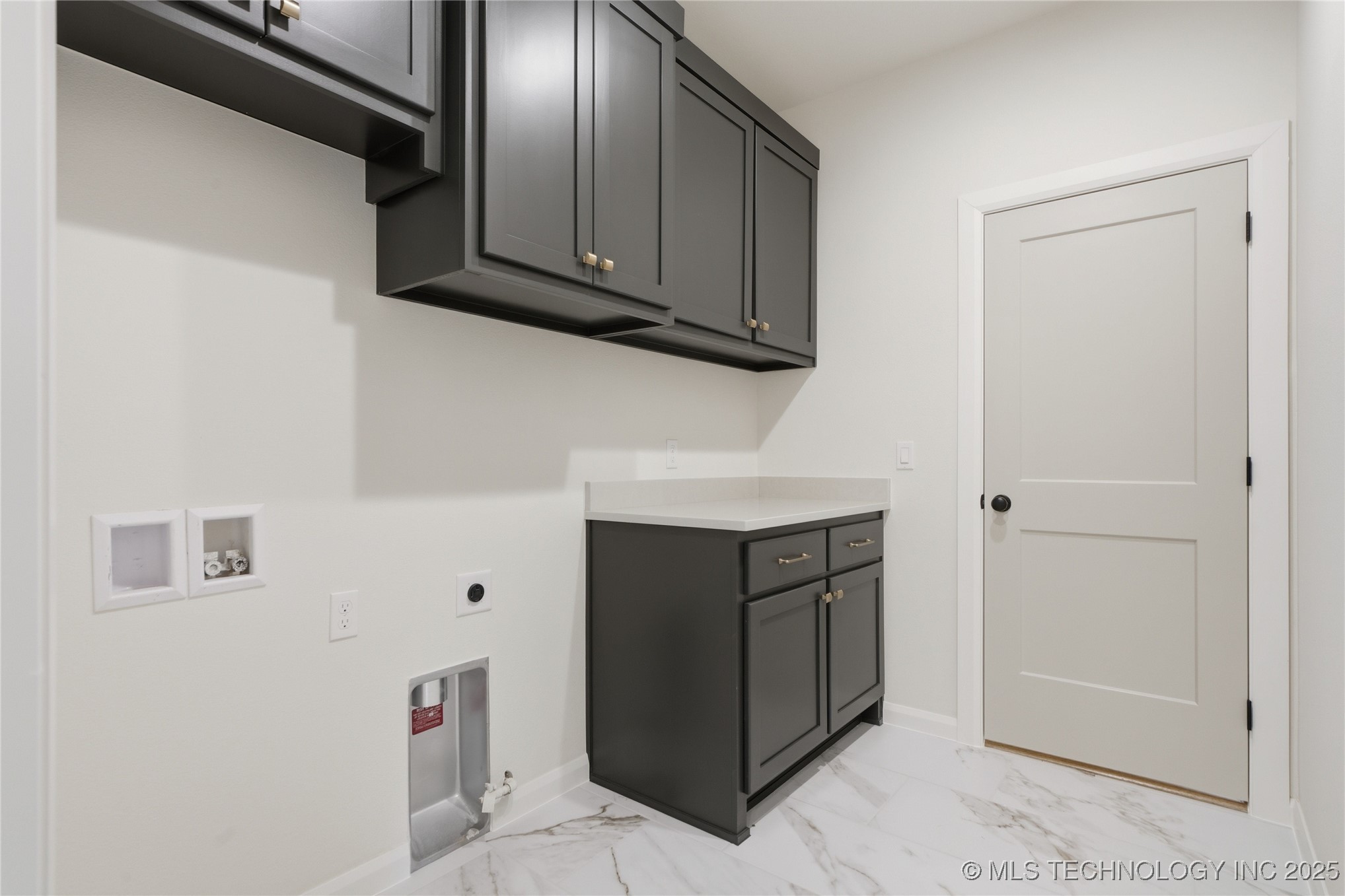 14283 S Evanston Avenue