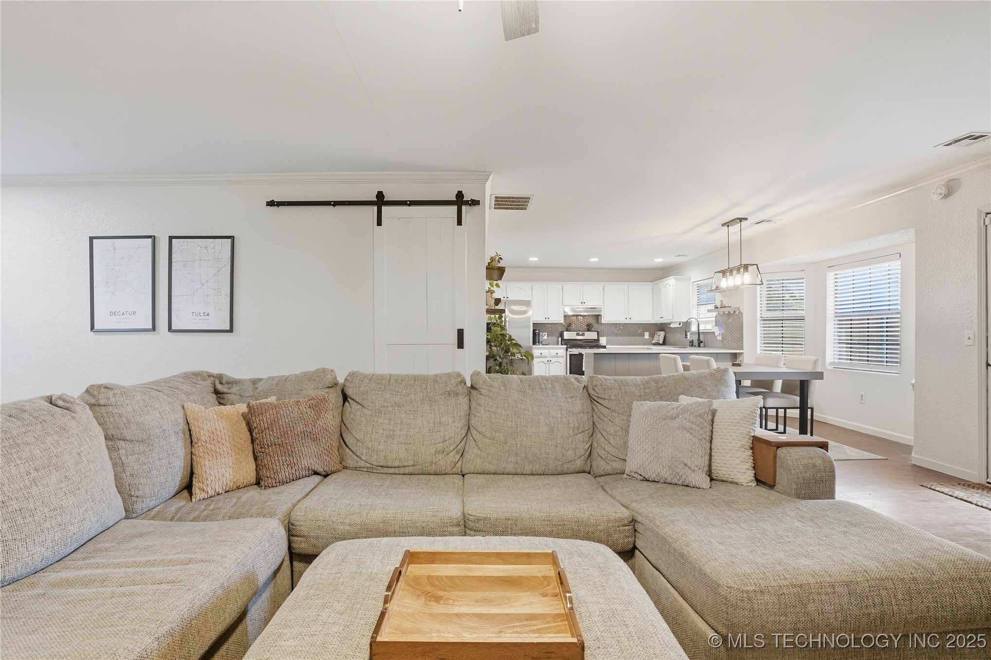 2811 W Atlanta Place