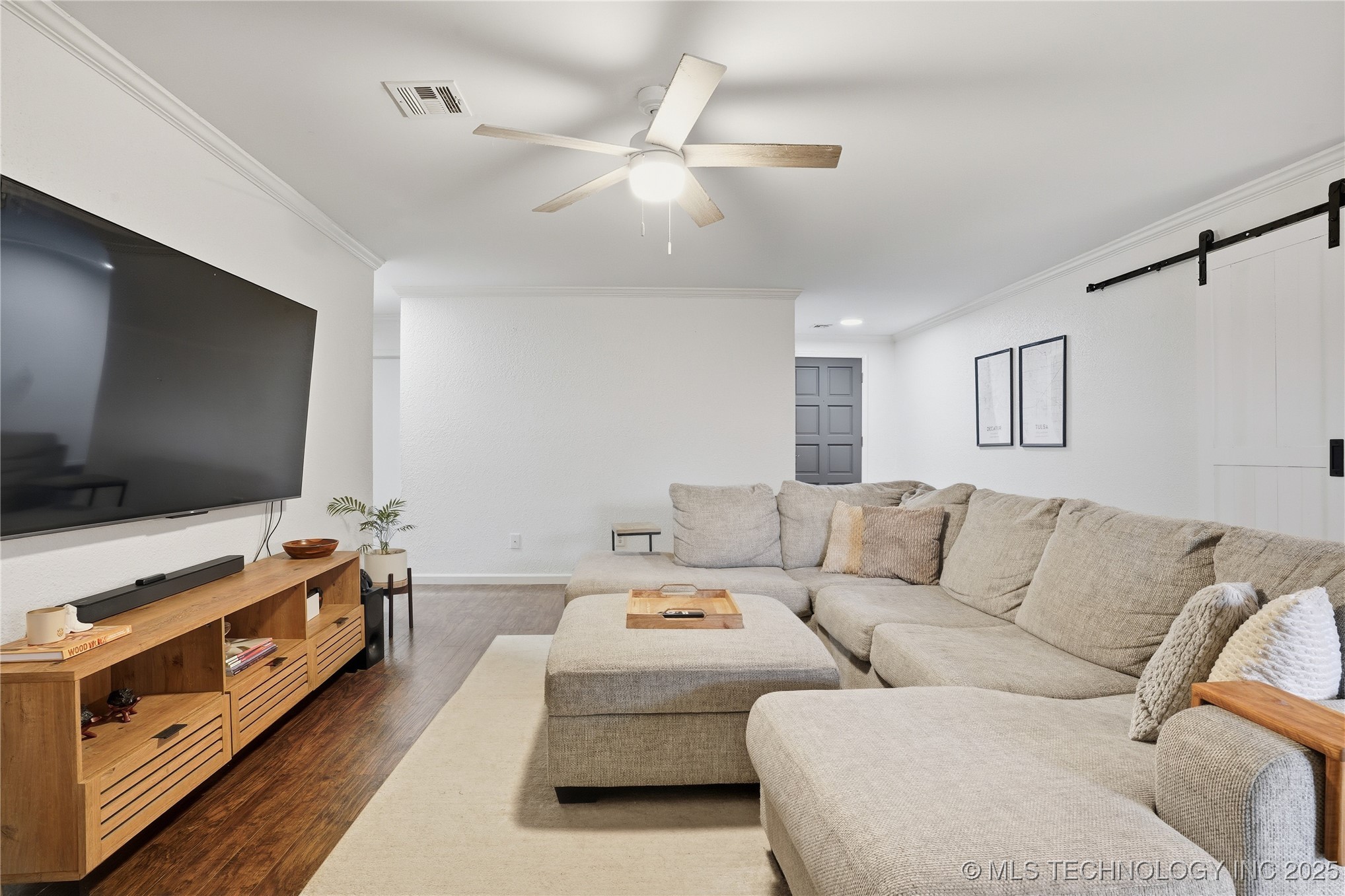 2811 W Atlanta Place