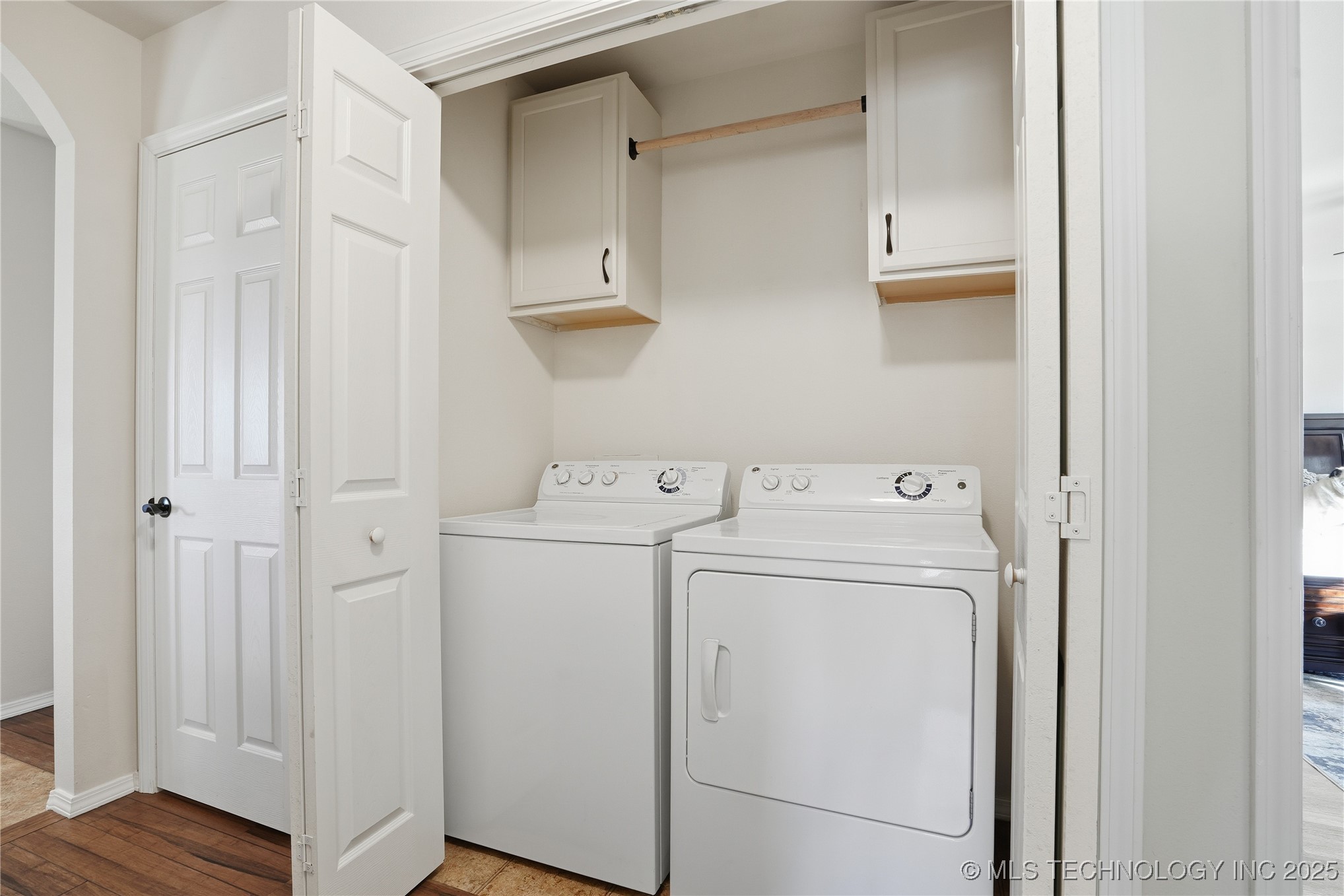 23123 S Jewell Drive