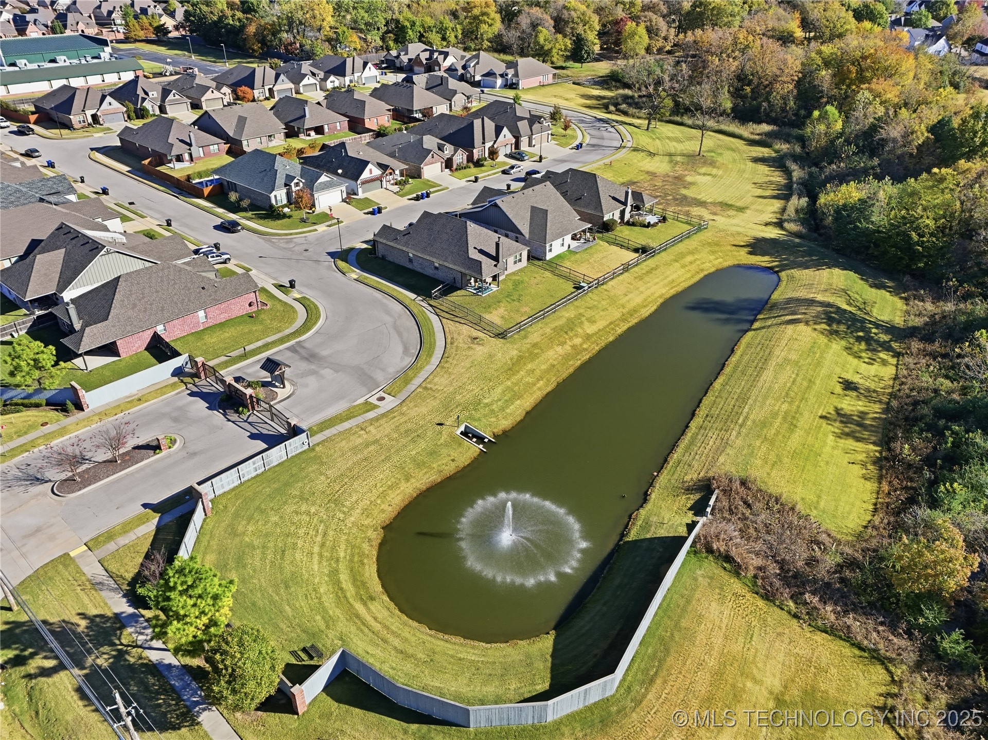 3413 W Norman Street