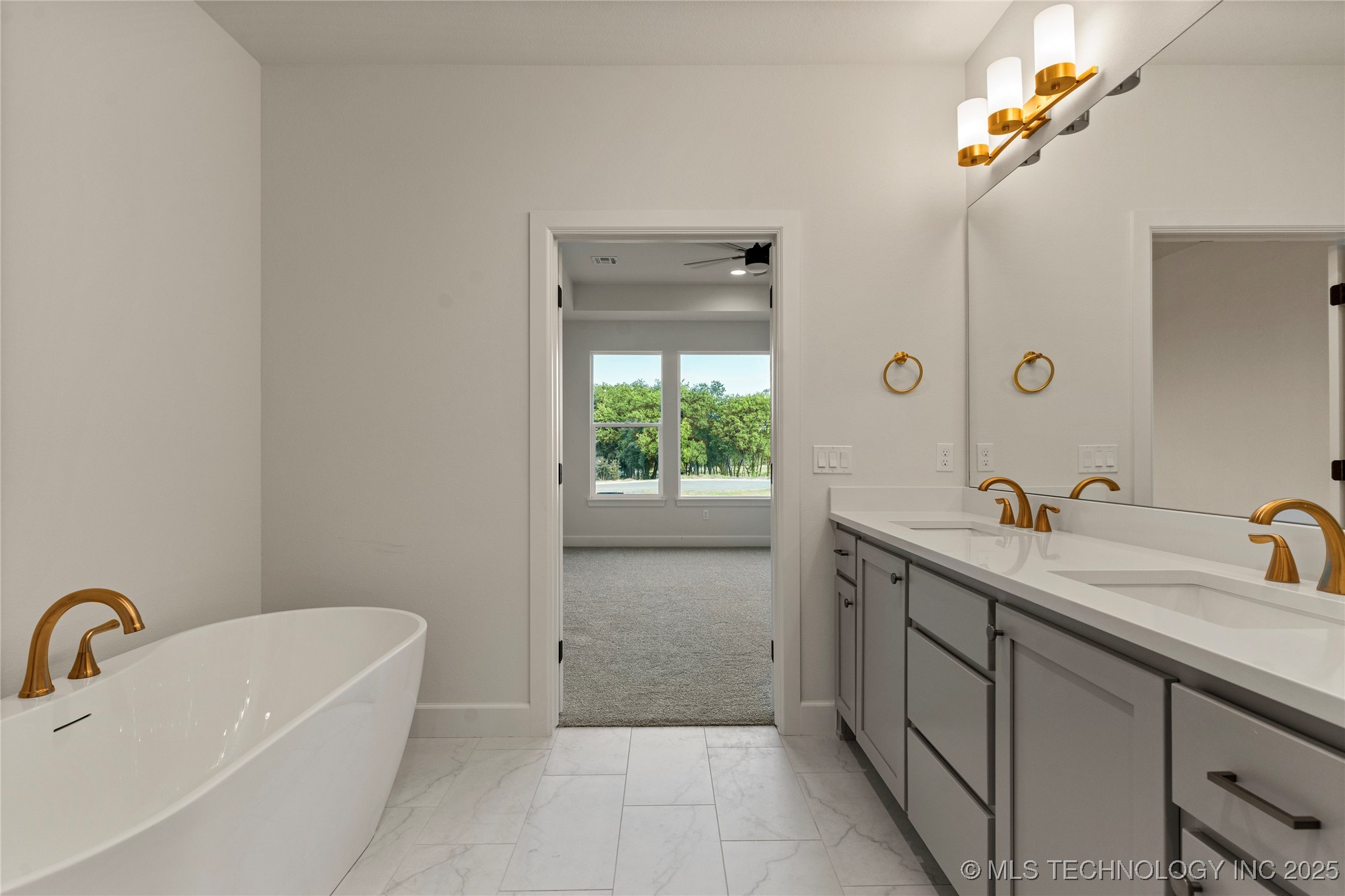 2059 E 129th Place S