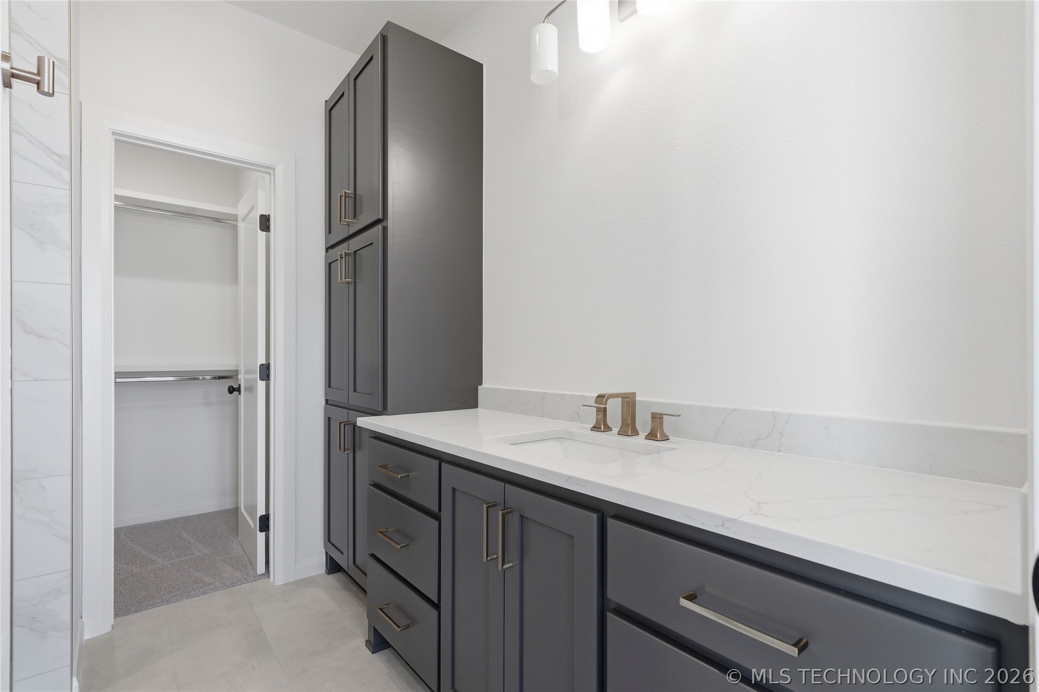 13657 S 20th Place E