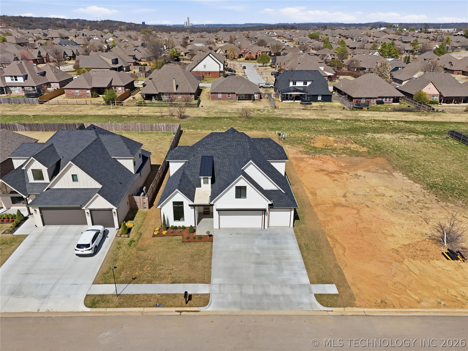 2079 S 136th Street