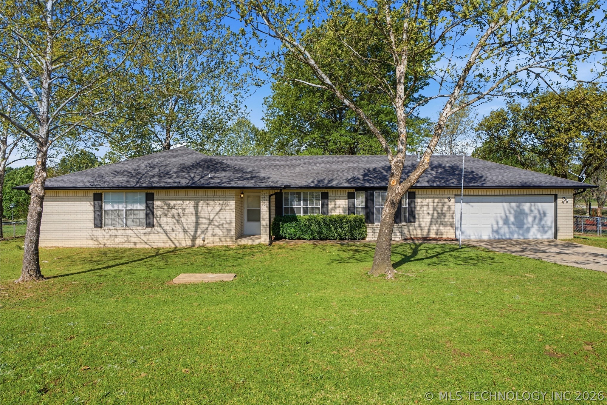 14720 S Moccasin Place