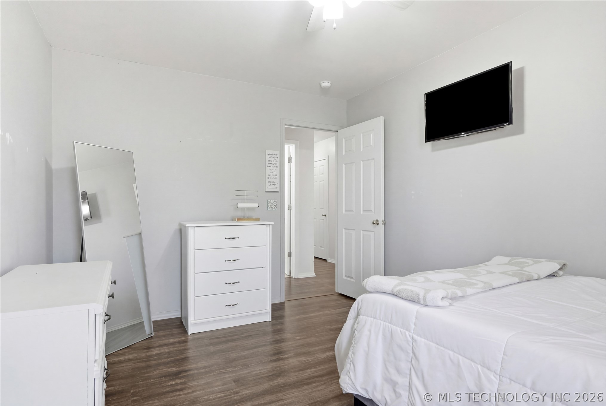 14720 S Moccasin Place