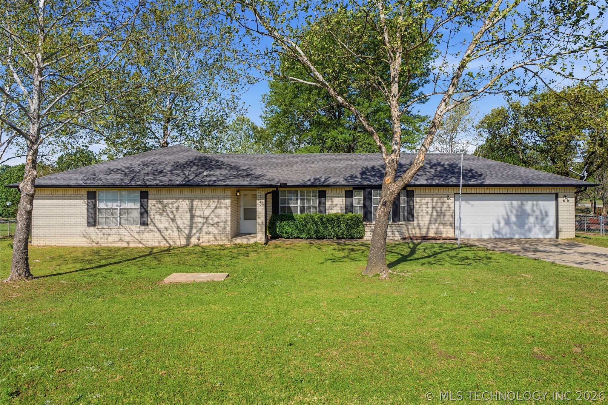 14720 S Moccasin Place