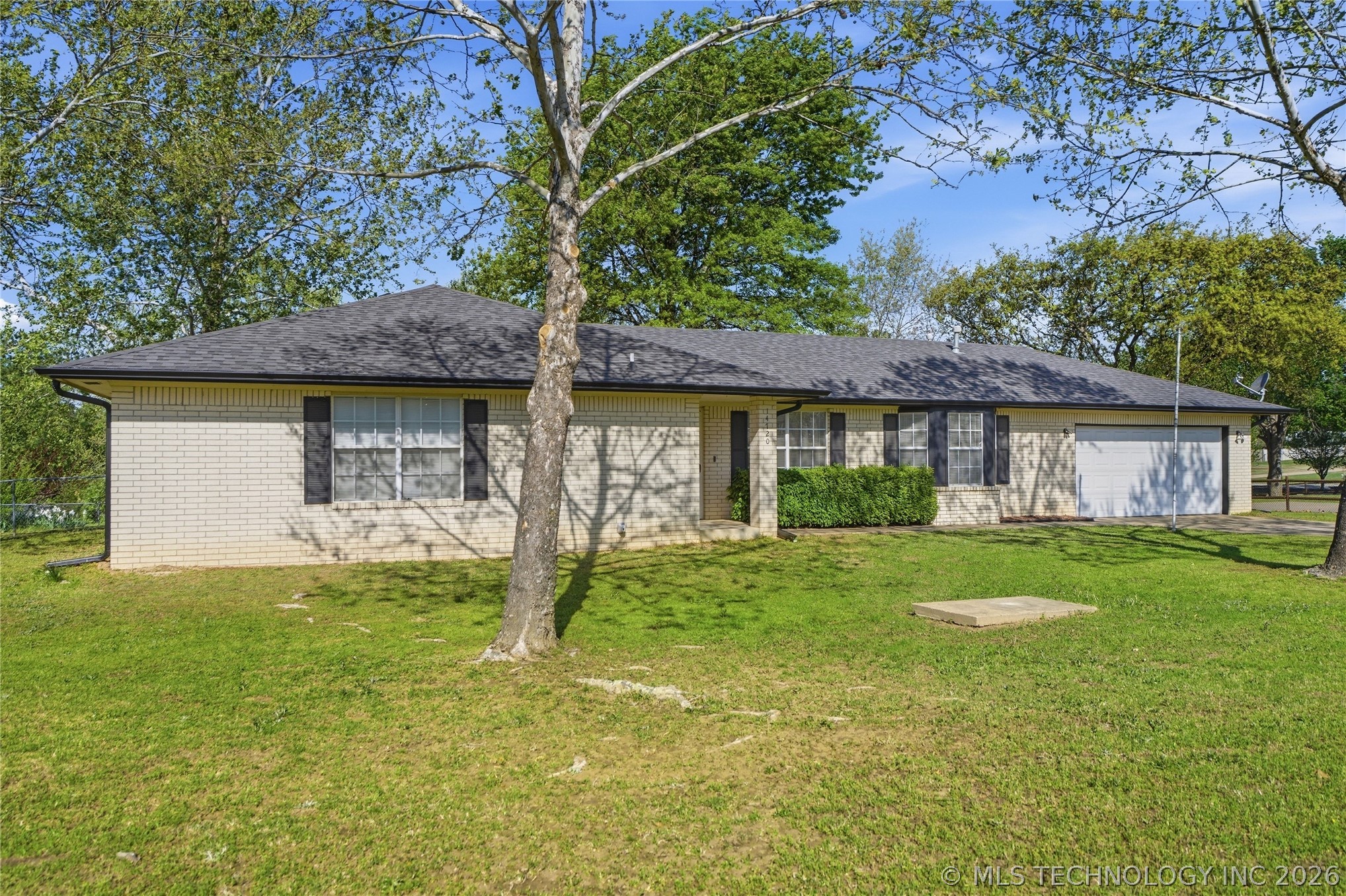 14720 S Moccasin Place