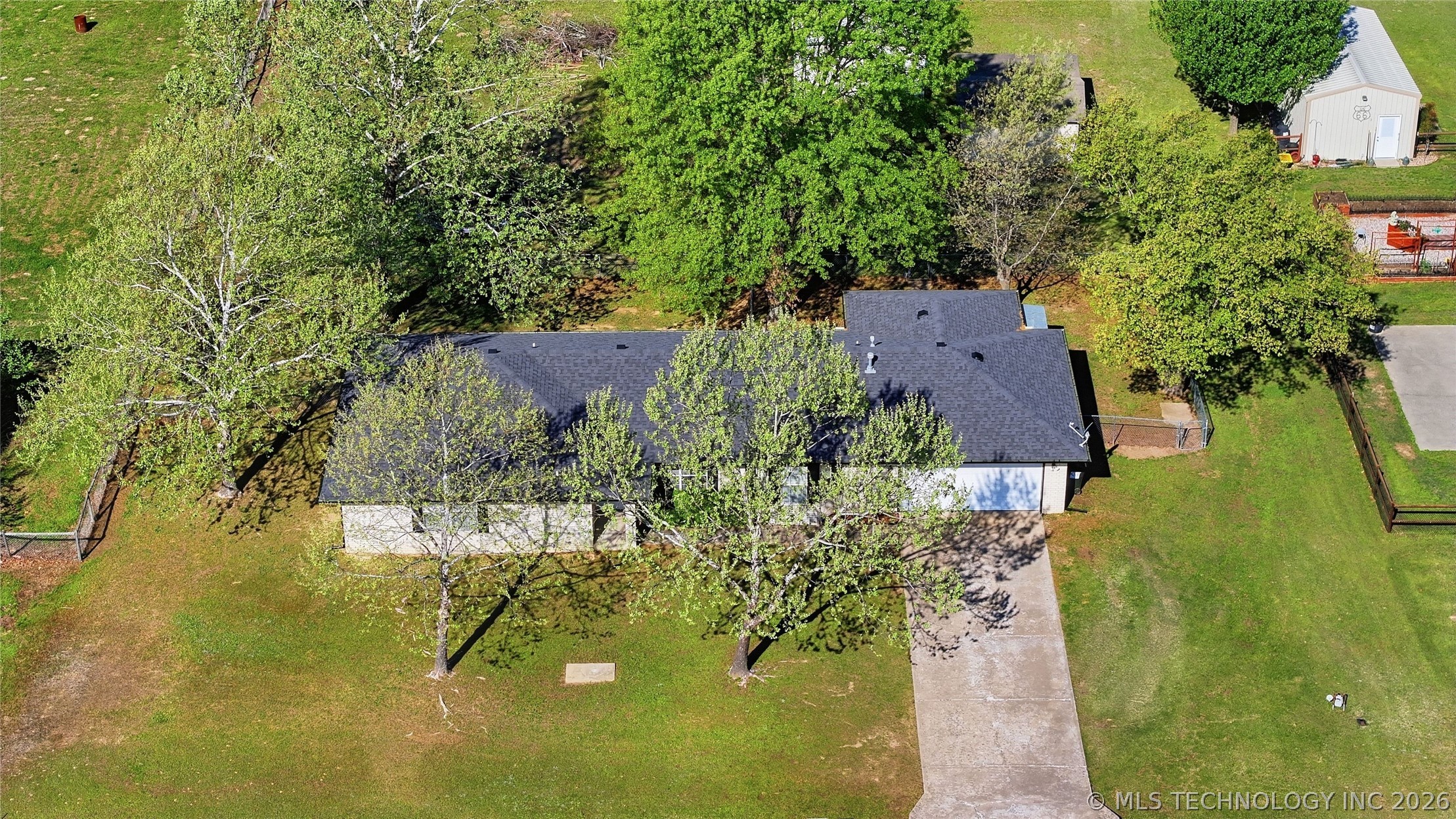 14720 S Moccasin Place