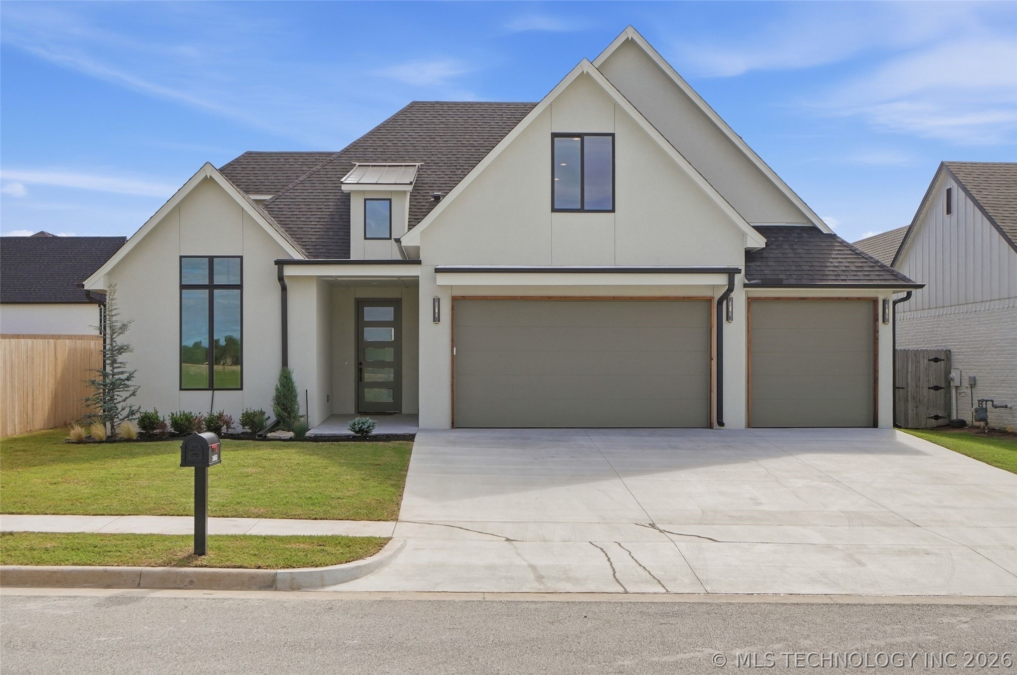 13645 S 20th Place E