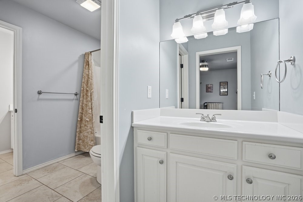 2708 E 140th Place S