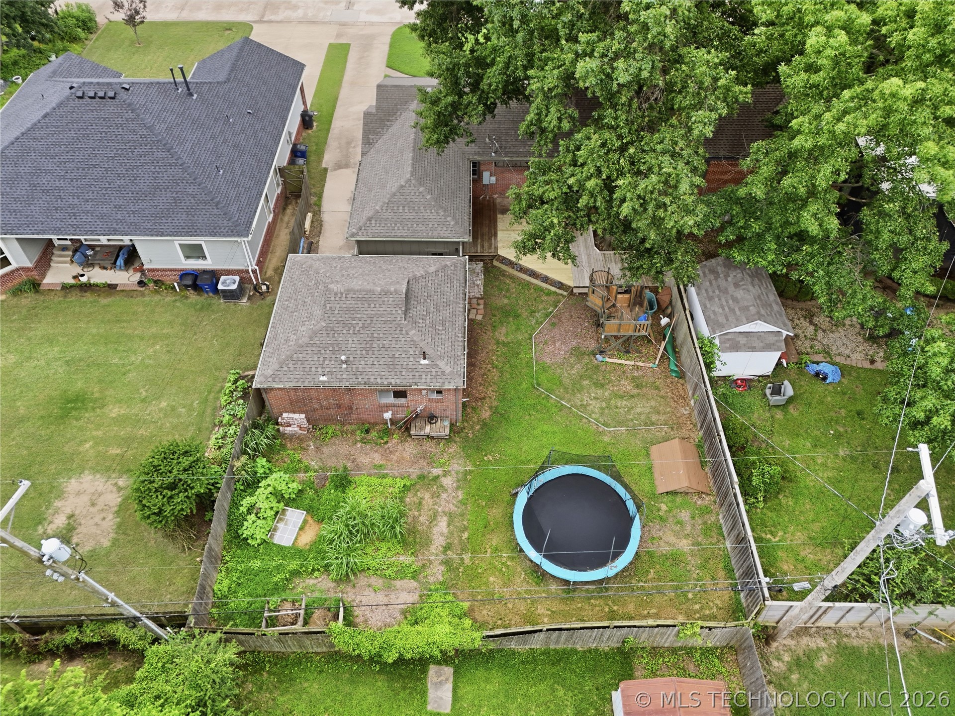 4513 E 8th Street