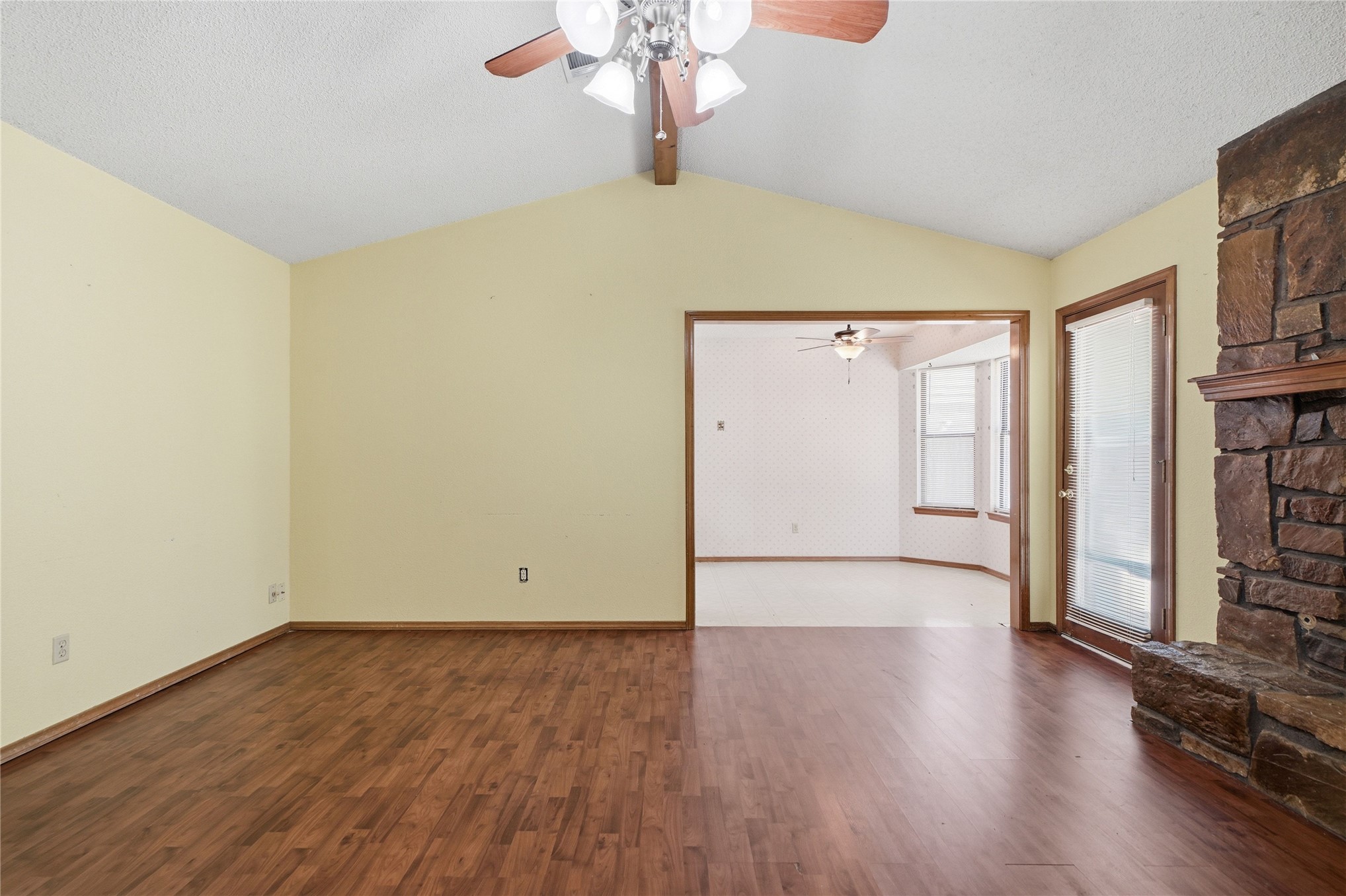 4434 W Princeton Place