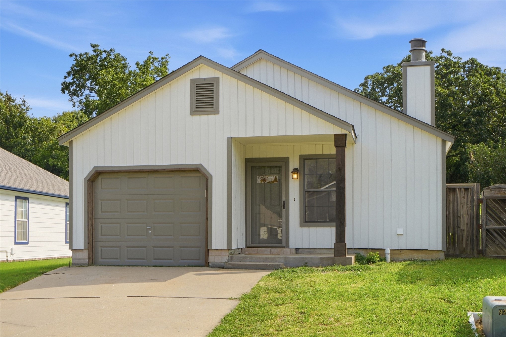 1813 W 62nd Street