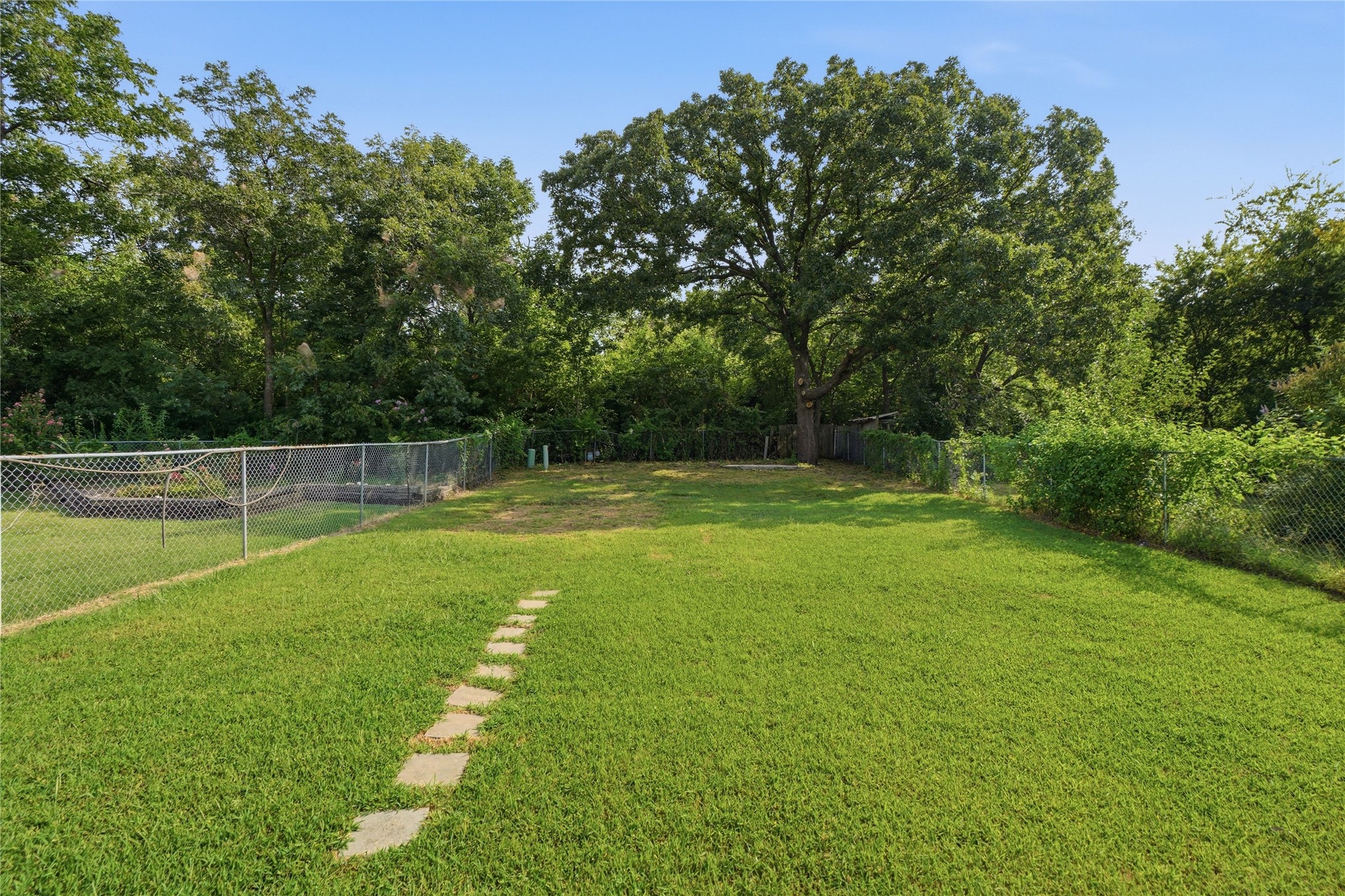1813 W 62nd Street