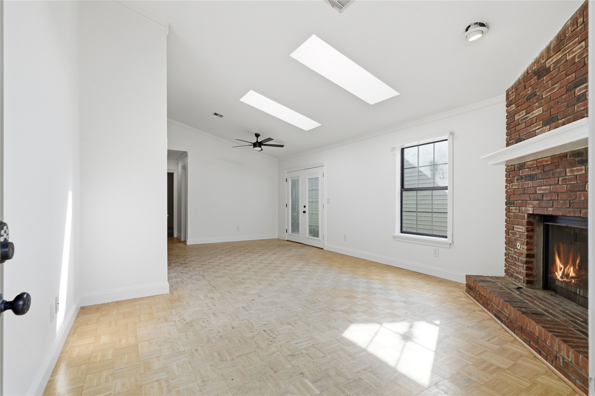 1813 W 62nd Street