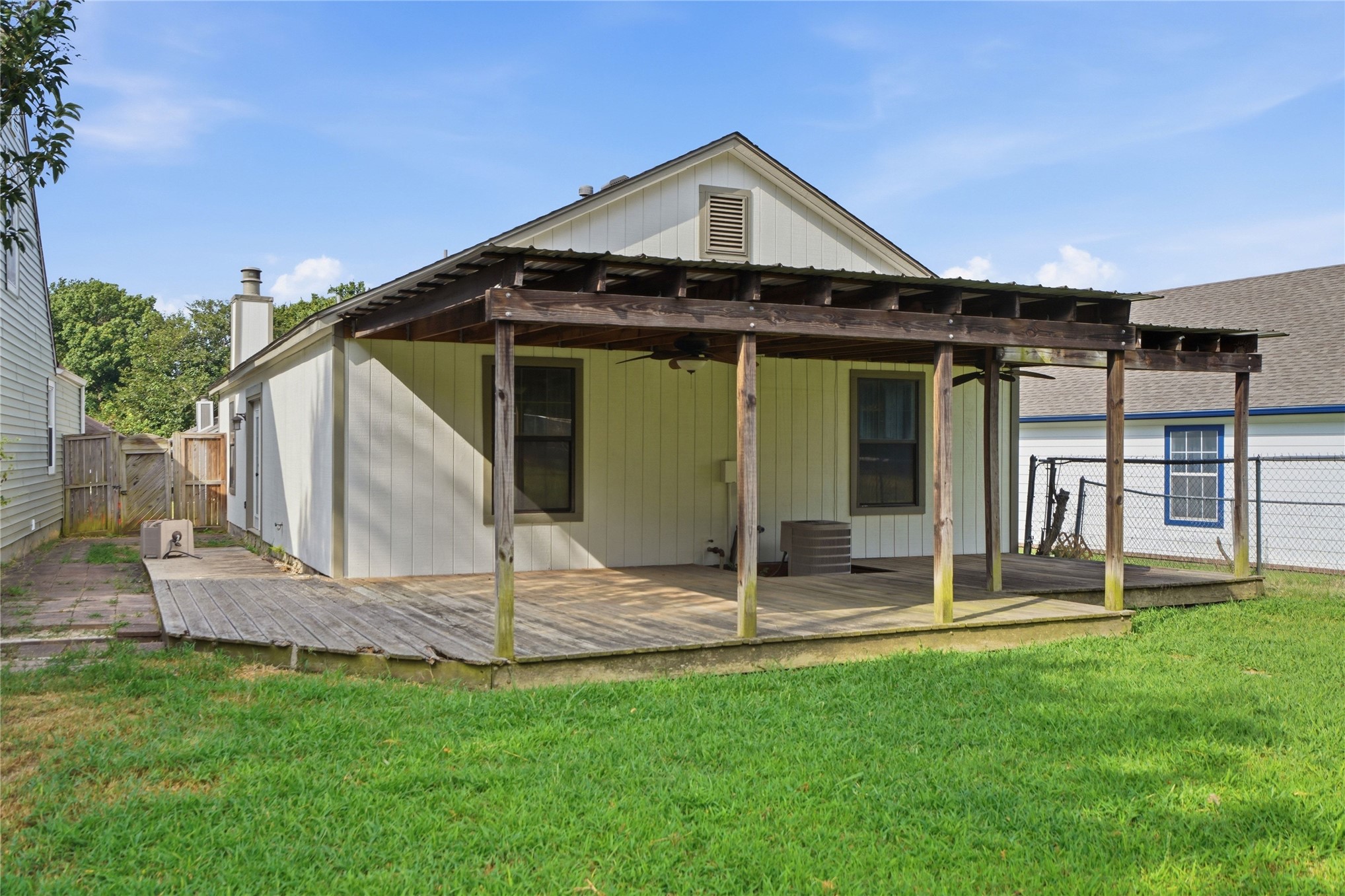 1813 W 62nd Street