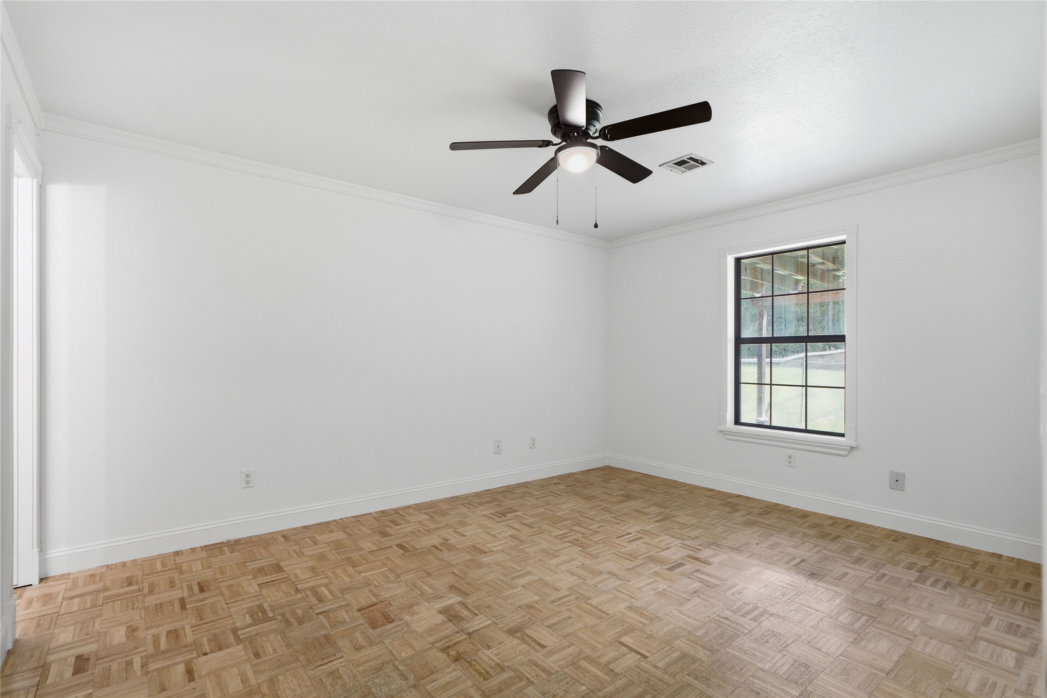 1813 W 62nd Street