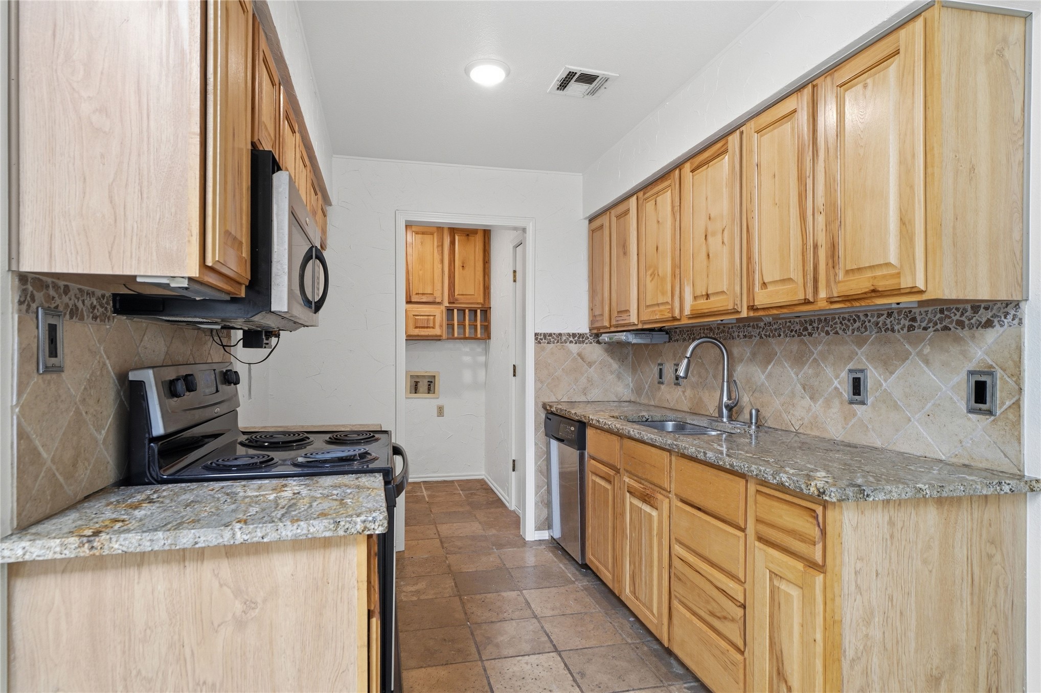 1813 W 62nd Street
