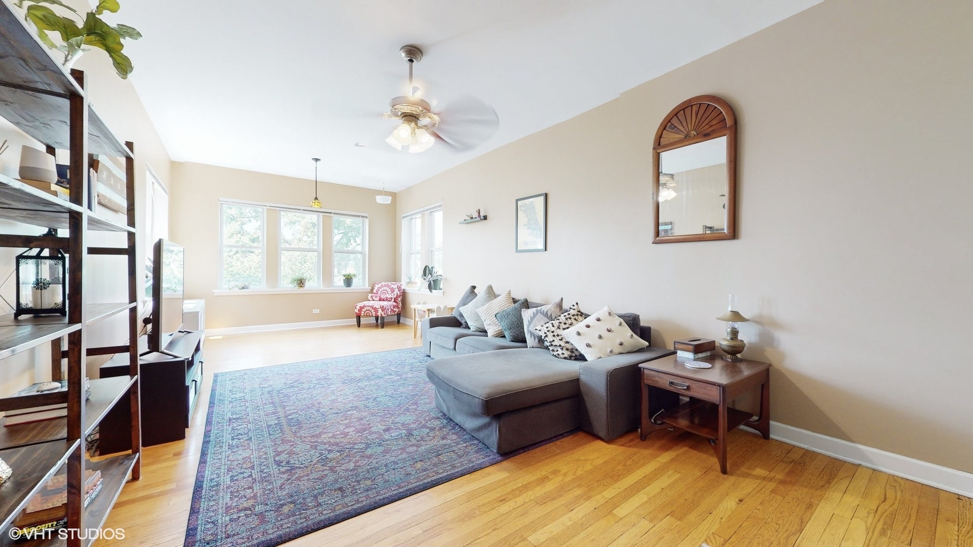 4419 N Whipple Street Unit: 3B