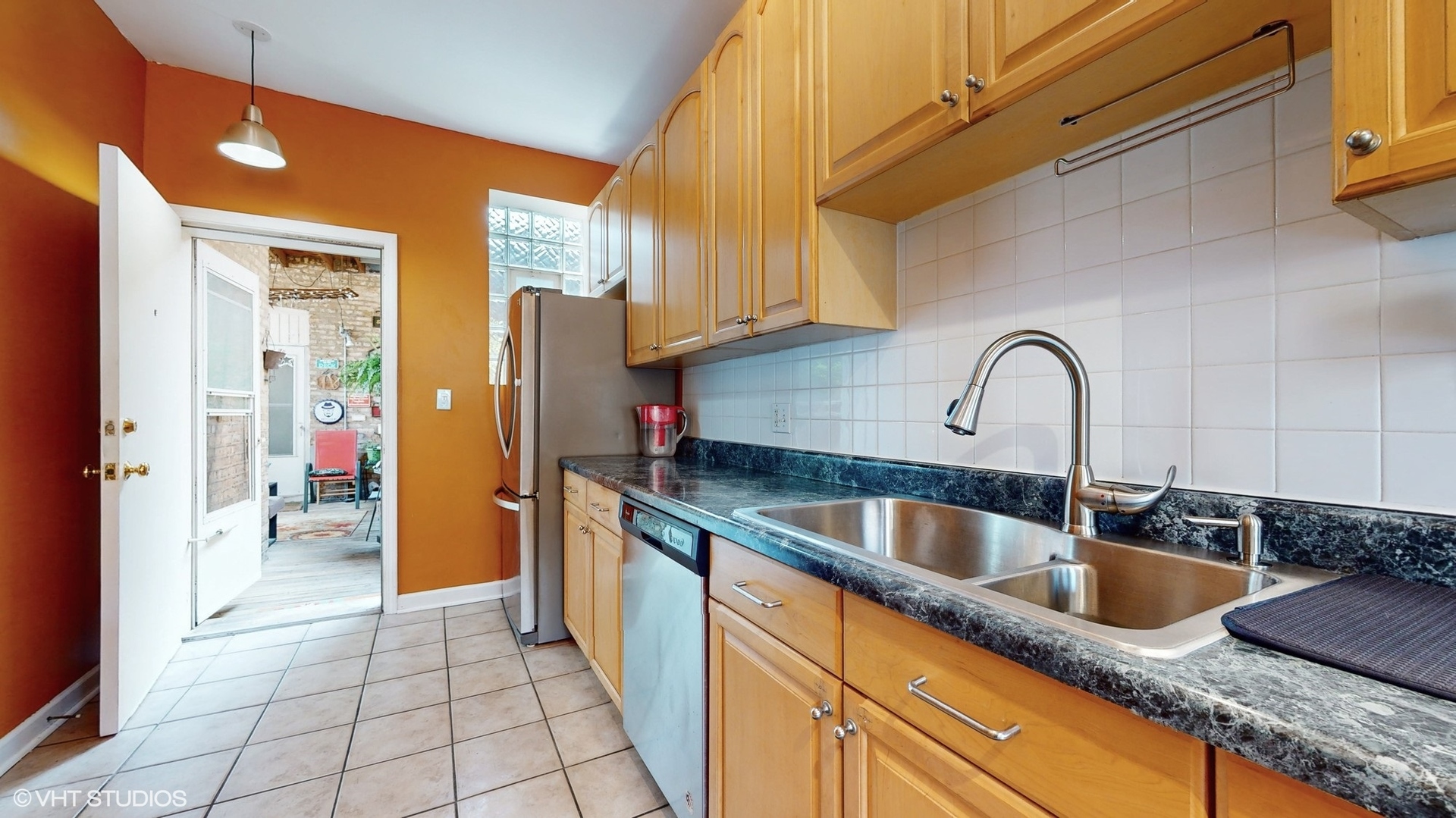 4419 N Whipple Street Unit: 3B