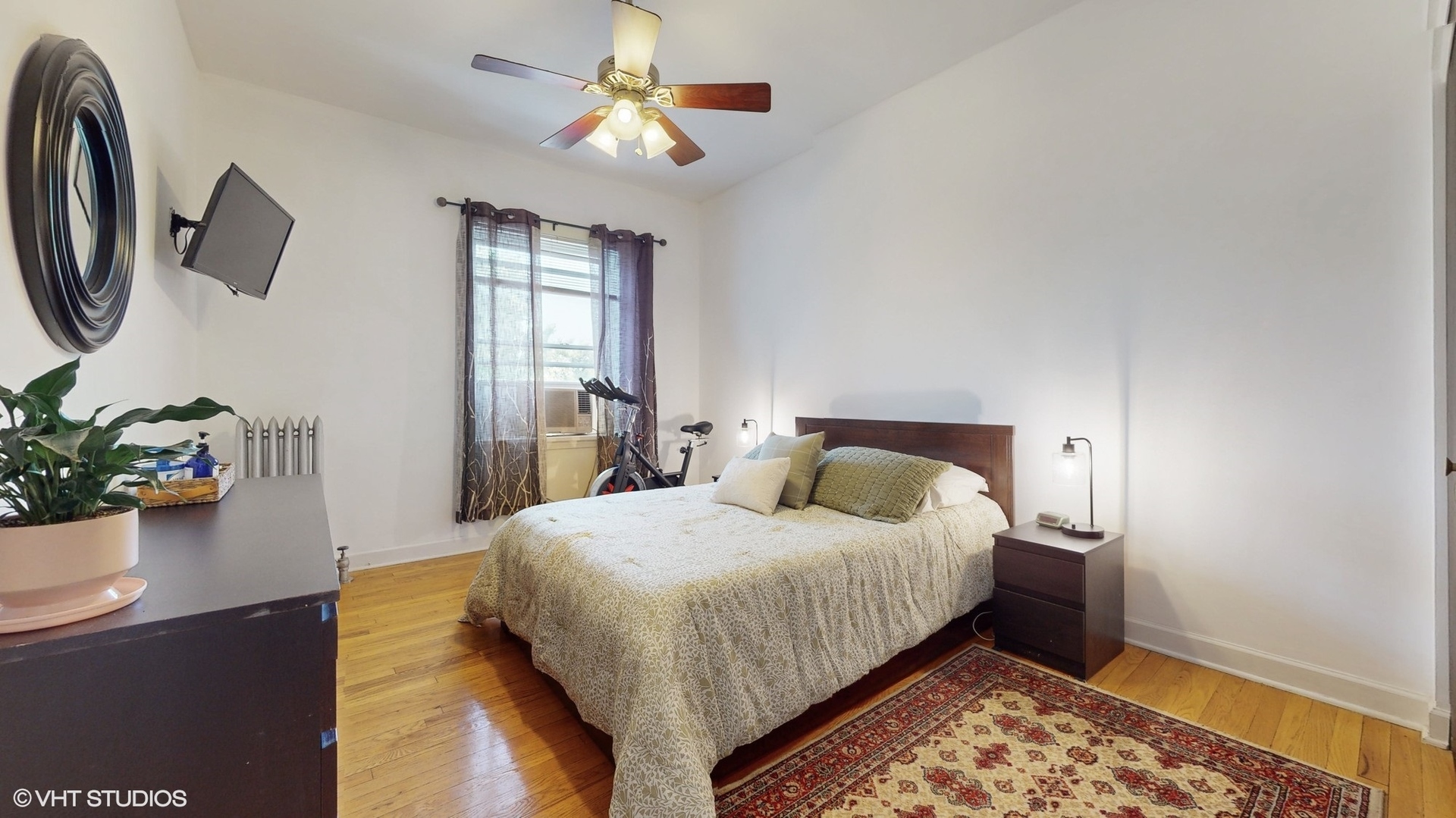 4419 N Whipple Street Unit: 3B