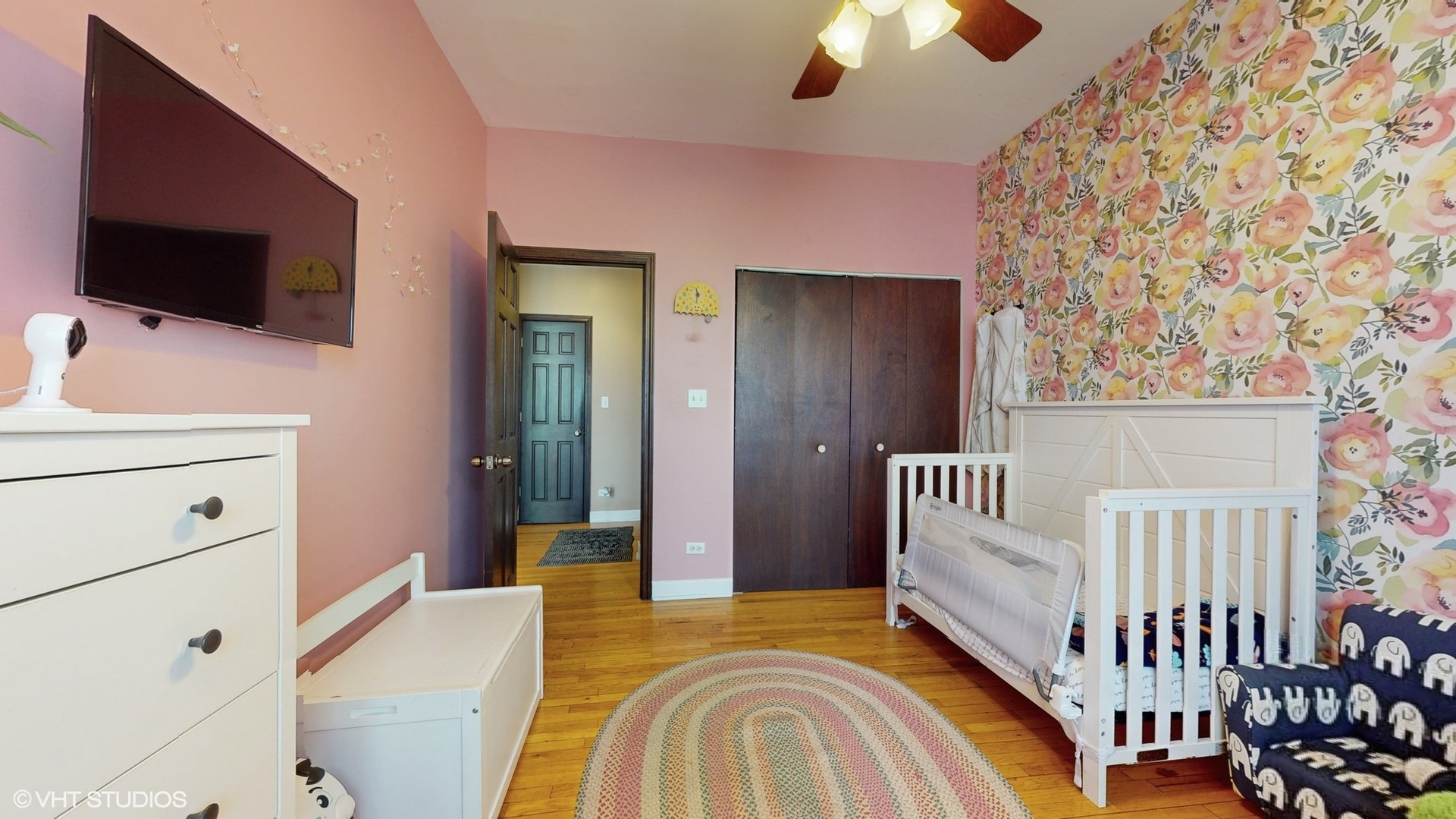 4419 N Whipple Street Unit: 3B