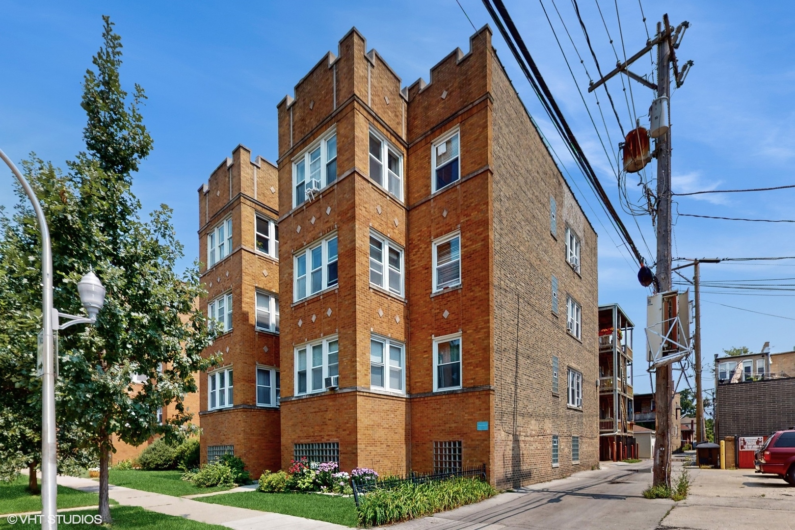 4419 N Whipple Street Unit: 3B