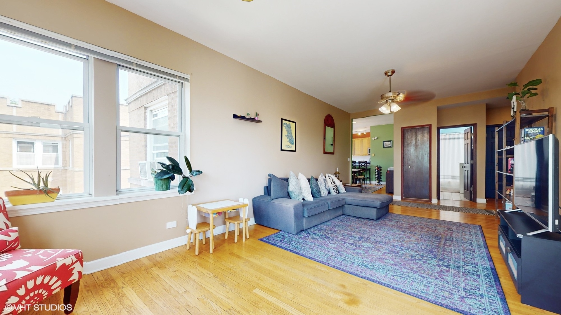 4419 N Whipple Street Unit: 3B