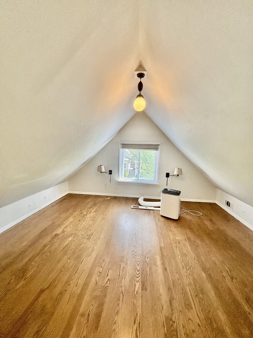 4118 N Kedzie Avenue