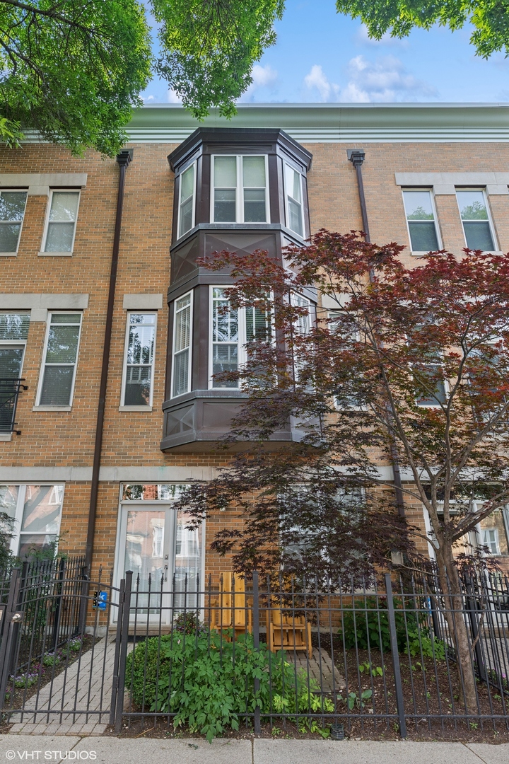 4353 N CAMPBELL Avenue Unit: 0