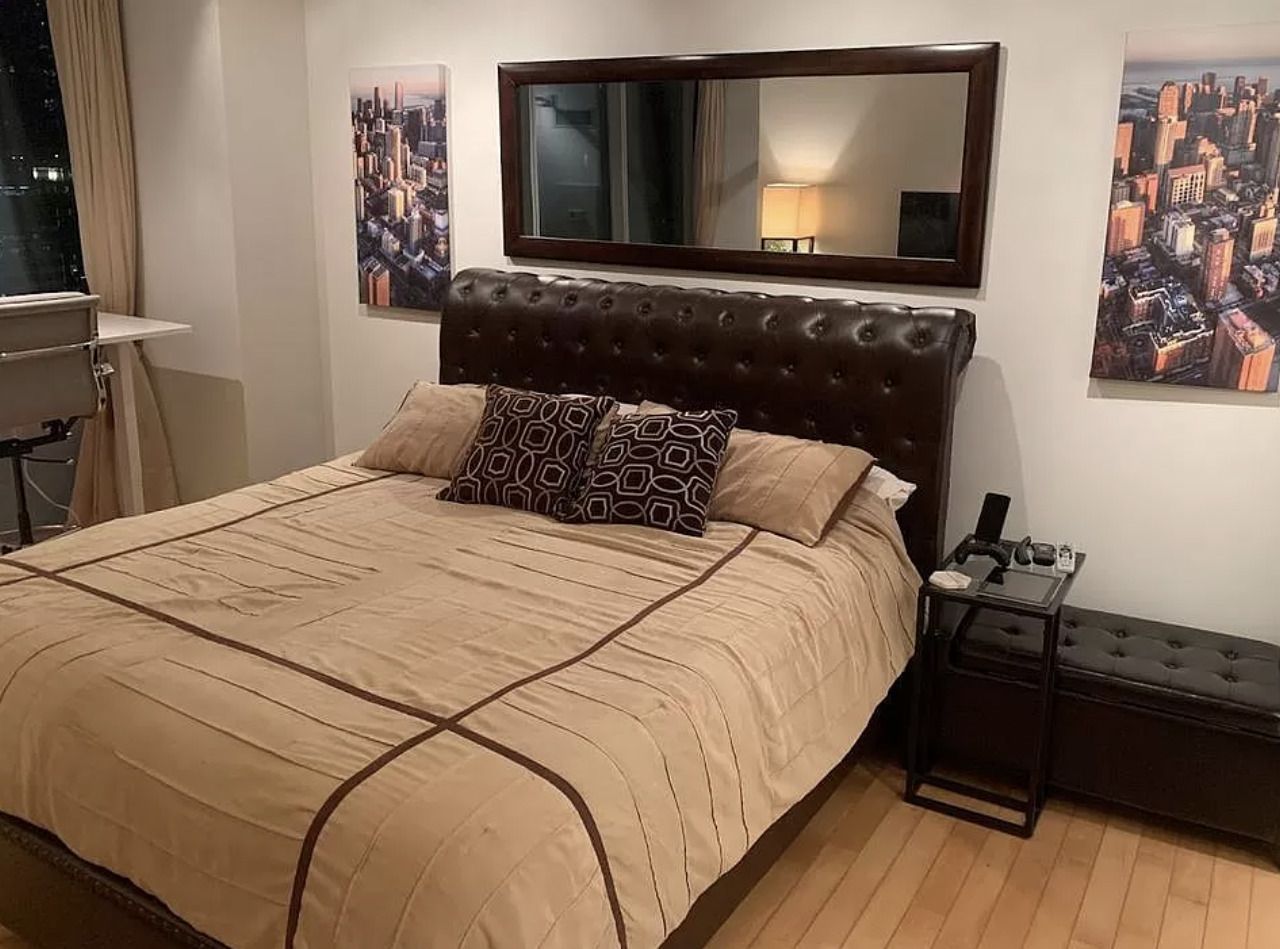 8 E Randolph Street Unit: 2408