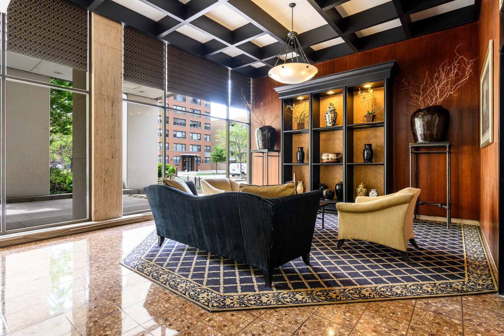 5855 N Sheridan Road Unit: 24J