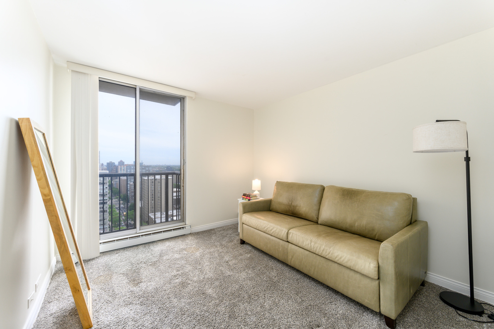 5855 N Sheridan Road Unit: 24J