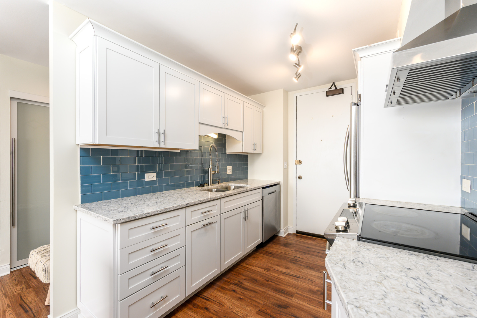 5855 N Sheridan Road Unit: 24J
