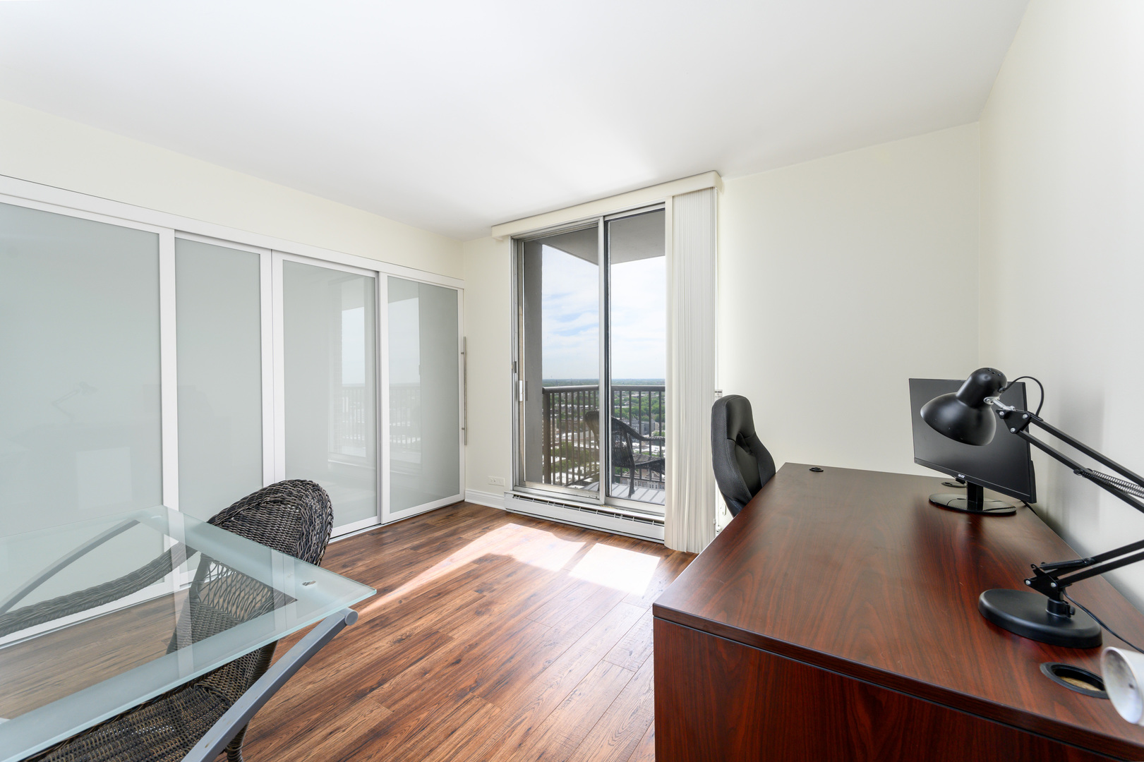 5855 N Sheridan Road Unit: 24J